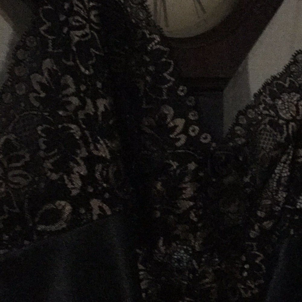 Nice cami - Picture 2 of 3